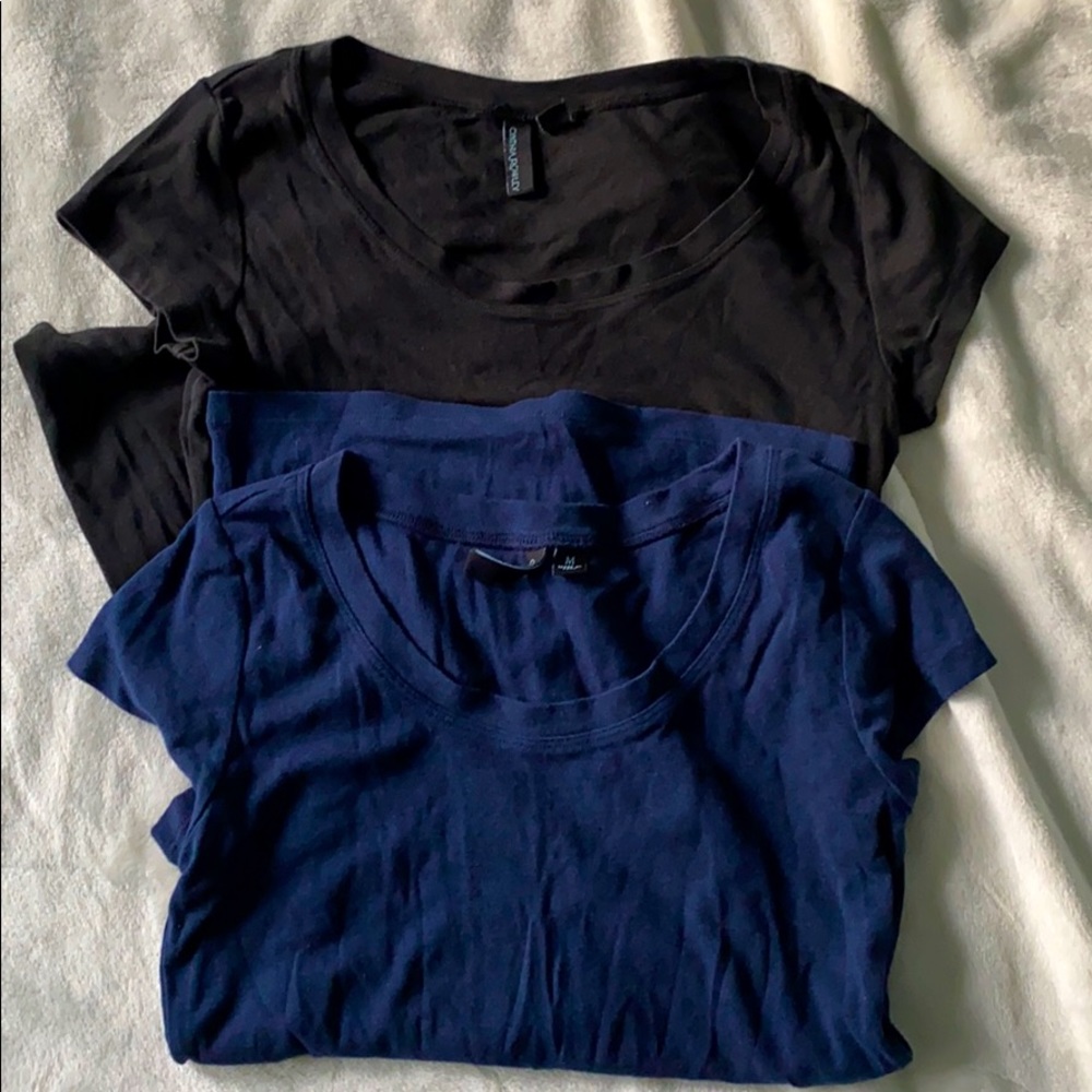 Set of 2 tees